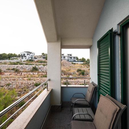 Sunny Beach Apartments Шибеник Екстер'єр фото